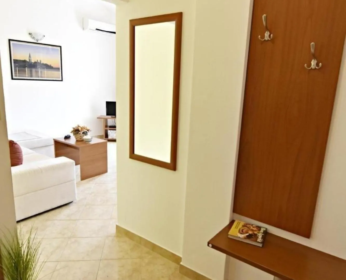 Klimatisierte Wohnung In Tar Mit Grill, Gemeinschaftlichem Pool Und Garten Poreč